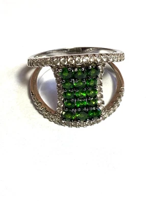 Anillo en racimo de plata esterlina sobre rodio circonita cúbica de cromo verde talla 9,5 Foto 1 de 4
