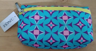 Новый с Ярлыками Clinique Geo узор молнии косметичка. Аква, розовый и фиолетовый - Изображение 1 из 4