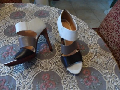 Bottega Veneta Black-Brown-Beige Color Block Calf Leather Heels Size 37.5B - Image 1 of 4