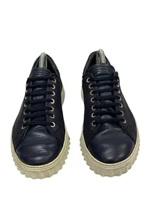 Zapatillas bajas Salvatore Ferragamo Cube Italia para hombre de cuero azul marino 7,5 M - Imagen 1 de 14