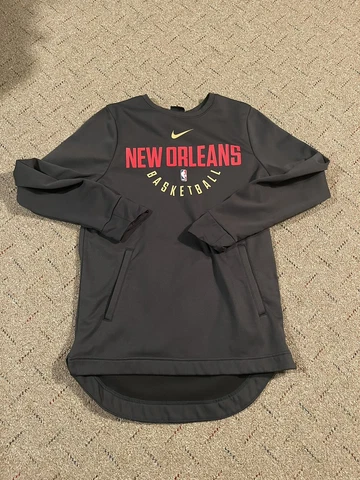 Nike Dri Fit New Orleans Pelicans NBA Mens Pullover Sweatshirt Size Medium Cover