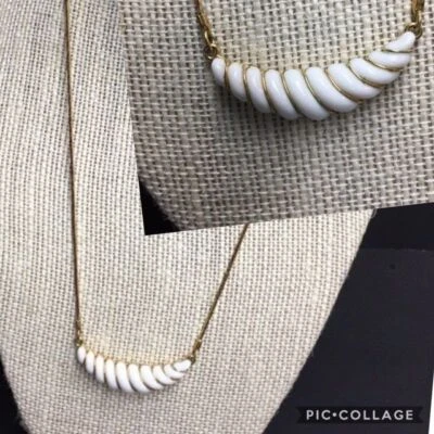 Collar Colgante Media Luna Avon Cadena Oro Blanco Retro BoHo Foto 1 de 4