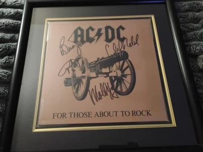 🔥AC/DC Full Band Signed For Those About To Rock with COA🎸🔥 Foto 1 de 4