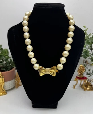 Collar Kate Spade Nueva York Perlas Cuentas Cierre Lazo Dorado 18" Clásico Elegante Foto 1 de 4