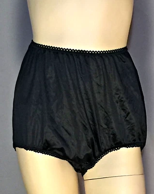 Vintage Warner's Perfect Measure sheer BLACK nylon brief panties #55184 size 10 - Image 1 of 3
