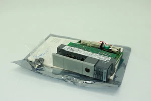 CPU SLC 5/03 500 PROCESSOR UNIT 1747-L532 ALLEN BRADLEY - Imagen 1 de 1