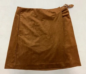 Neu mit Etikett $ 98 Banana Republic braun Wildlederimitat Wickel Mini Vega Rock Damengröße 8 NEU! - Bild 1 von 12
