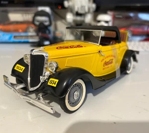Ford Roadster Coca Cola Solido1:18 Diecast Model Car – Boxed, Flawed - Picture 1 of 11
