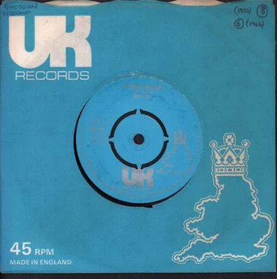 Roy C Shotgun Wedding 7" vinyl UK UK 1972 4 prong label design in company sleeve - Image 1 of 2