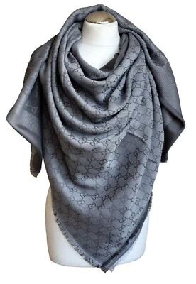 Sciarpa Scialle Lana Seta femminile GUCCI 140x140 Nuovo 281942 grigio chiaro