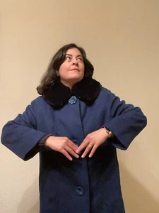 1950s 1960s Vintage Navy Blue Coat Faux Fur Collar - Picture 1 of 10