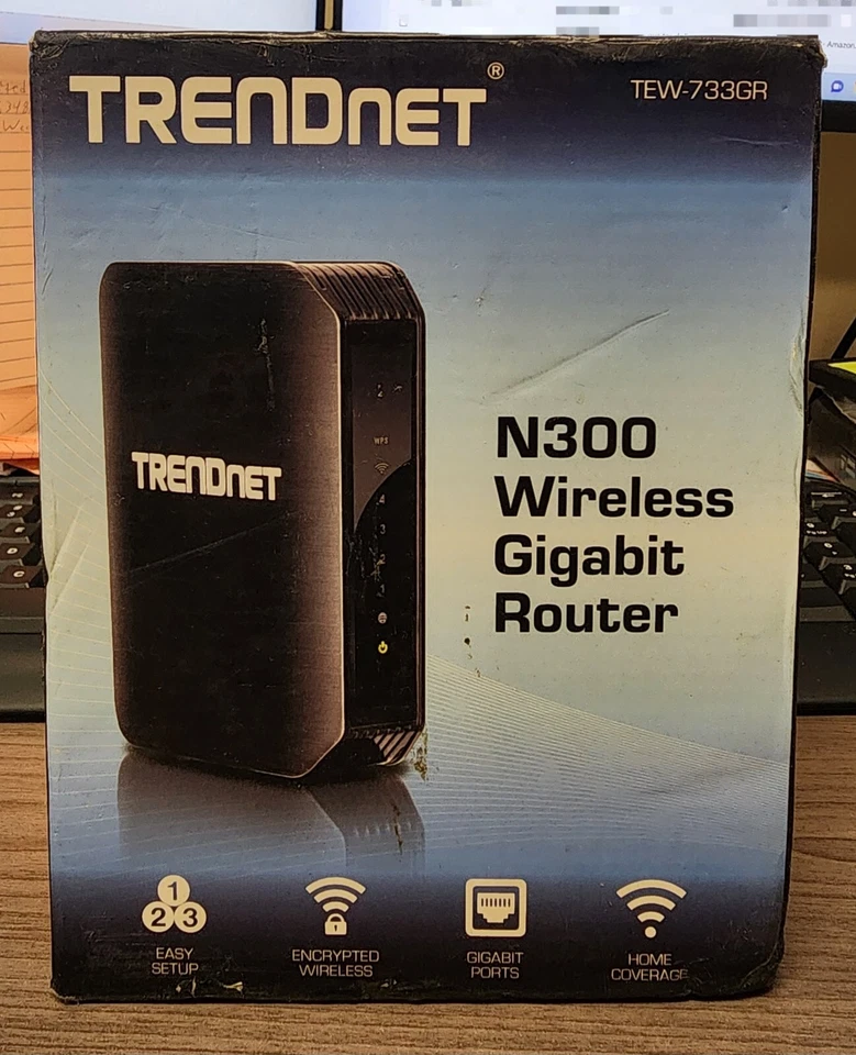 TRENDNET N300 TEW-733GR Wireless Gigabit Router - Image 1 of 1