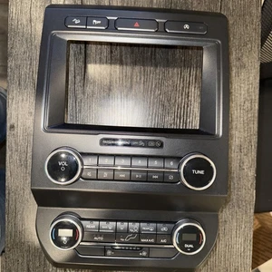 Ford Expedition 2019 audio radio climatizador placa frontal panel de control KL1T-18E245-CA - Imagen 1 de 8