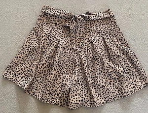 WOMENS SHORTS SZ SMALL 8-10 LEOPARD HIGH WAIST PLEAT SUMMER TIE BACK ZIP UP - Picture 1 of 8