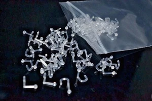 10 PIEZAS 18G NARIZ TRANSPARENTE FOSA NASAL BIOPLÁSTICO BIOFLEX BOLA FLEXIBLE TORNILLO ANILLO RETENEDOR - Imagen 1 de 2