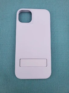 iPhone 14 Plus Hülle mit Ständer Hardcover Silikon 6,7" Lila von Torras 2022 - Bild 1 von 9