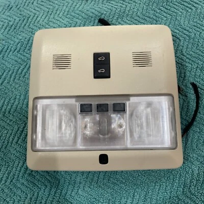 Land Rover Range Rover Sport L320 2006-2009 luz asiento delantero XDE500092NUG Foto 1 de 4