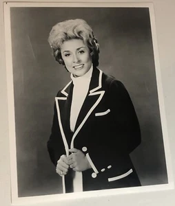 Fotografía 8x10 Ellen Verdugo Marcus Welby - Imagen 1 de 2