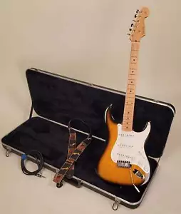 1991 Custom Shop Sunburst Fender Stratocaster - Picture 1 of 12