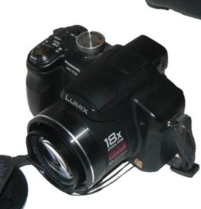 Panasonic DMC-FZ28 Digital Camera + Leather Bag + 2 Batteries + Charger - Bild 1 von 15
