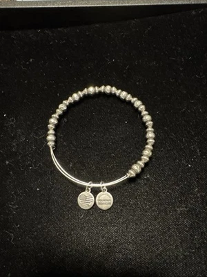 Alex & Ani "Brazalete Brazalete con Cuentas de Metal Plata Nilo Infundido con Energía 7""-9""" Foto 1 de 2