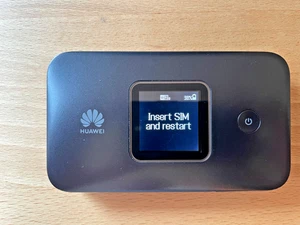 Huawei E5785-92C Black LTE CAT 6 Mobile Wi-Fi Hotspot - Bild 1 von 3