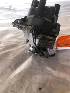 1999 NISSAN ALTIMA GLE Sedan Ignition Distributor 2.4 Liters 4Cylinder - Picture 1 of 20