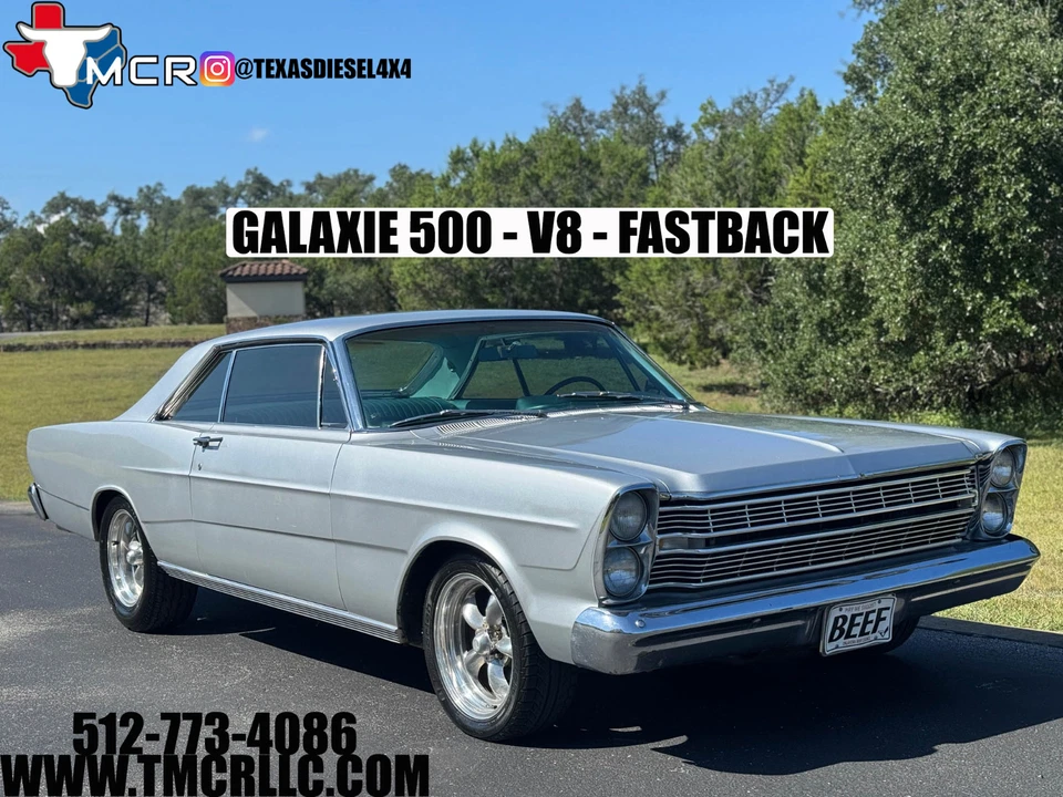 Ford Galaxie Fastback Coupe V8 1966 - Imagem 1 de 4