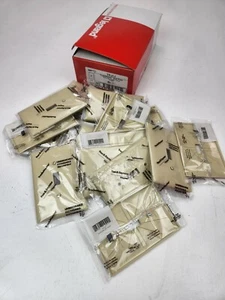 38 Pass & Seymour TPJ1-I Ivory 1 Gang Wall Plate, Toggle Switch, Oversize  - Picture 1 of 4