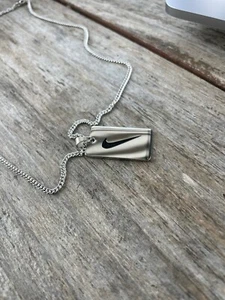 NEW Nike SILVER NECKLACE Stainless Steel 20" CHAIN DOGTAG ADJUSTER SWOOSH - Picture 1 of 4