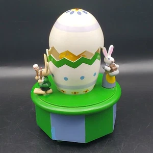 Caja de Música de Pascua de Colección MSR Importaciones 7,5"H. ""Desfile de Pascua"" Chick Goes Up & Down. - Imagen 1 de 15