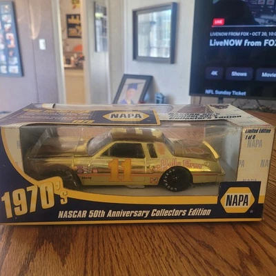Cale Yarborough 1 24 Napa 50 Aniversario Oro Diecast Raro Foto 1 de 4