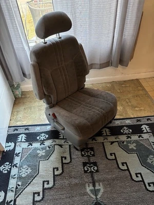 Toyota Sienna 2001 gris segunda fila asiento lateral del conductor Foto 1 de 4