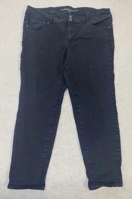 M Jeans By Maurices Women’s 20W Mid Fit Black Tapered Two Button 5 Pocket - Image 1 of 4