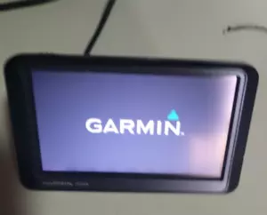 Garmin Nuvi 225 GPS Unit w Power supply FOR PARTS READ DESCRIPTION - Picture 1 of 2