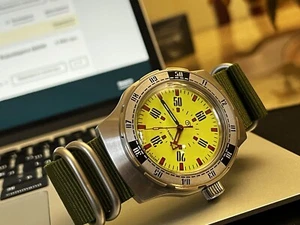 Reloj Automático Vostok Amphibian Pripyat 16032V Esfera Amarilla - 20 ATM Impermeable - Imagen 1 de 14