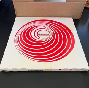 Honeywell 24001660-003 Circular Chart Paper 100 BX 10.313" - Picture 1 of 2