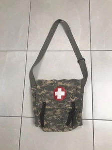 HUSS DIGITAL CAMO FIRST AID/MEDIC CANVAS SATCHEL/SHOLDER BAG - Picture 1 of 9