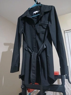 NUEVO SIN ETIQUETAS Calvin Klein Blusa Negra Camisa Vestido Cuero Borde con Cinturón XS Foto 1 de 4