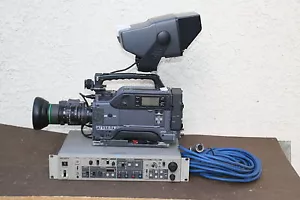 Sony DSR-570WS DVCAM Camcorder Studio Configuration - Picture 1 of 3