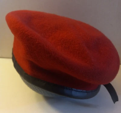 Boina Vintage Roja 100% Lana Hecha en Sri Lanka Talla 7.5 Foto 1 de 4