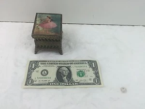 "Joyería/caja de baratijas antigua Degas - ""Bailarina con vestido rosa" - Imagen 1 de 9
