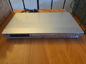 TESTED WORKS - JVC XV-N4 DVD/SUPER VCD/VCD/CD PLAYER - Picture 1 of 4