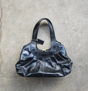 Coach Black Ergo Kisslock Hobo Purse Patent Leather Clasp  (J0869-12520) - Picture 1 of 4