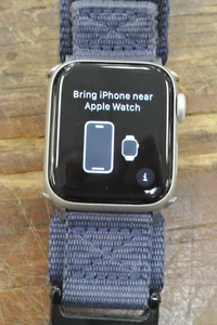 Apple Watch Series SE (2nd Gen) GPS +Cellular 40mm Smart Watch - Bild 1 von 4