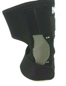 Mueller Knee Wrap Brace Black Size Small 13-17 Inches Padded Durable IN STOCK - Picture 1 of 6