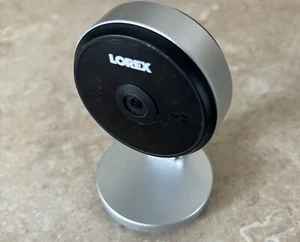 Cámara de seguridad inalámbrica Lorex interior Wi Fi solo tarjeta de 16 GB - Imagen 1 de 5