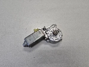VERY NICE USED ORIGINAL PORSCHE 924 944 968 PASSENGERS DOOR WINDOW MOTOR TESTED - Picture 1 of 6