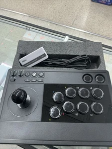 8Bitdo Arcade Stick (Black) for Xbox Series X|S and Xbox One Arcade Fight Stick - Picture 1 of 4