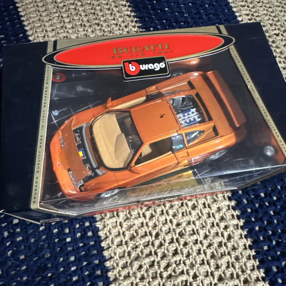 Bburago Edición Especial 1991 Rojo Bugatti EB 110 1:18 Modelo Coleccionista ROJO Foto 1 de 4